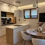 公寓 Cozy Design 1 Bedroom