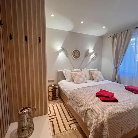 Cozy Design 1 Bedroom Apartament *