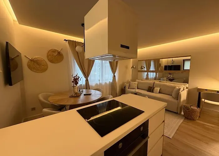 Apartment Cozy Design 1 Bedroom *
